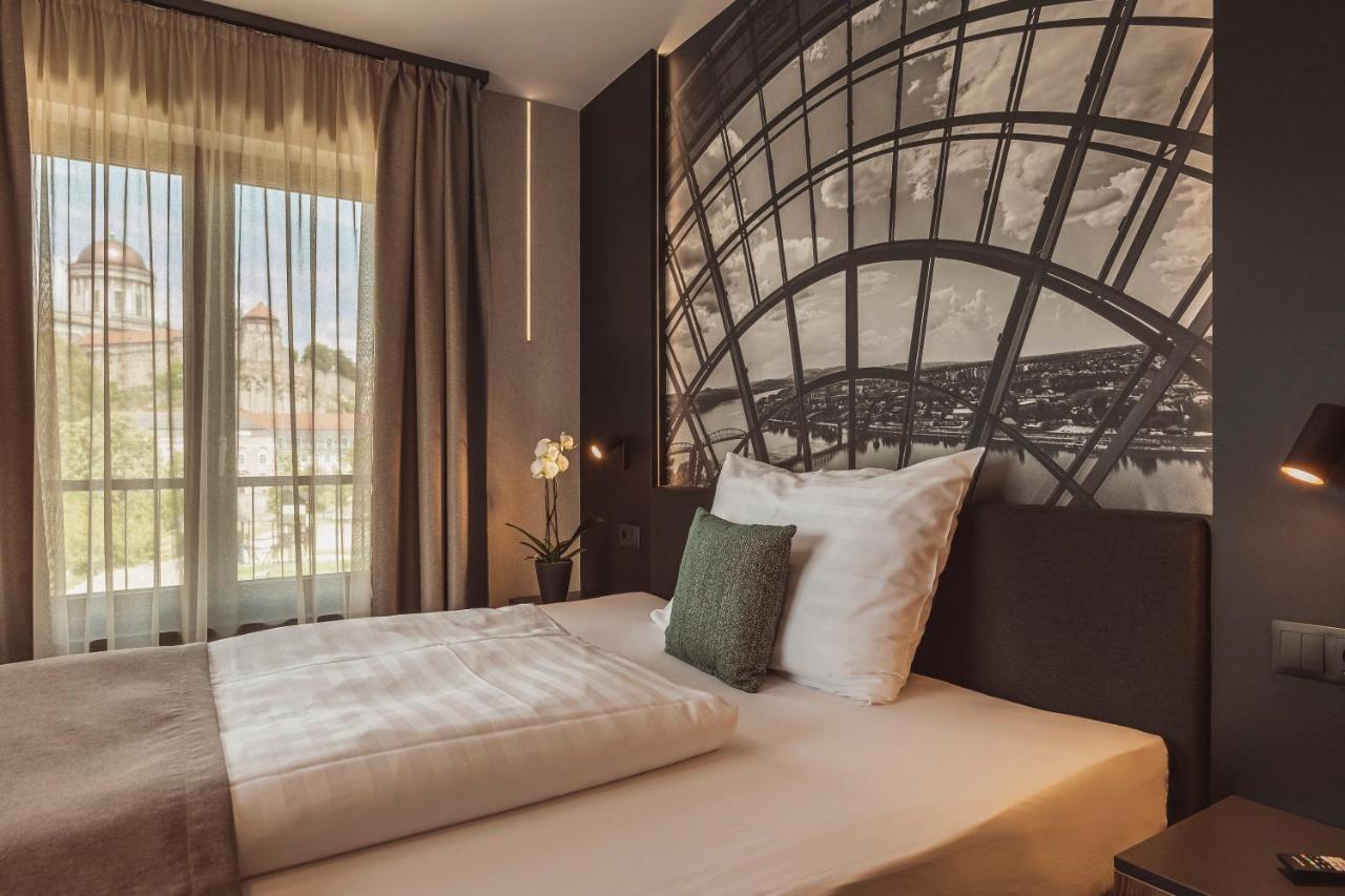 Mediterraneo Luxury Room Esztergom Extérieur photo